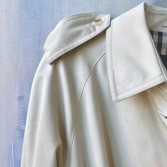 VTG AQUASCUTUM LONDON Tan Trench Coat Lightweight Classic Design - Picture 5 of 12